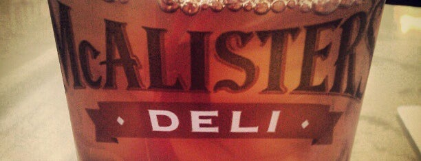 McAlister's Deli is one of Locais curtidos por Justin.