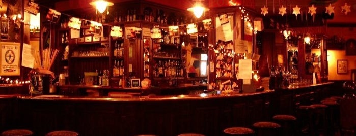 Shannon Restaurant & Pub is one of All-time favorites in Italy.