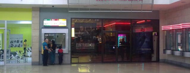 Cines Metrocentro is one of Cines Ca.