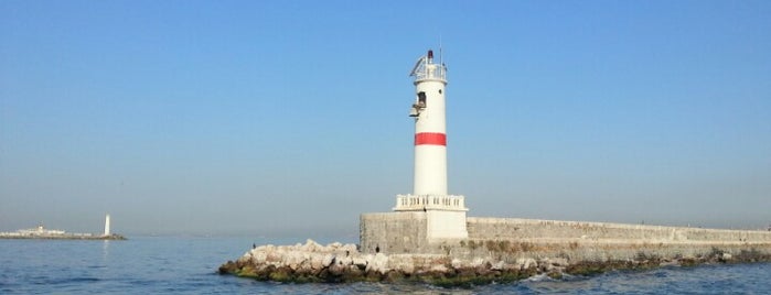 Deniz Feneri - Haydarpaşa is one of Lieux qui ont plu à Fusun.