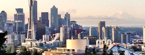 Kerry Park is one of Looking @ Skylines.