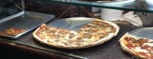 Bleecker Street Pizza is one of Pie.