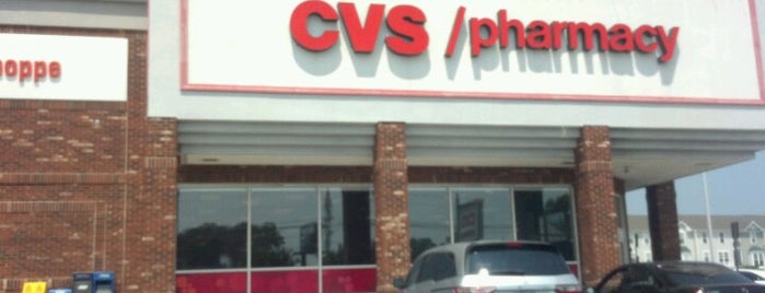 CVS pharmacy is one of Lugares favoritos de Tasteful Traveler.