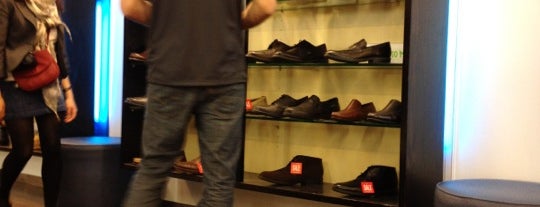 Shoe Mania is one of Tiendas NY.