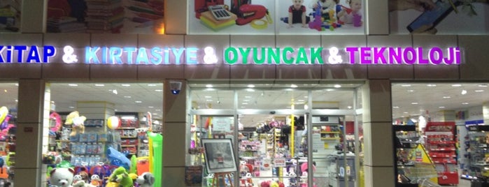 Harf Kitap & Kırtasiye & Oyuncak is one of Orte, die Erkan gefallen.