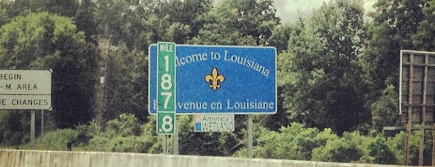 Mississippi / Louisiana State Line is one of Posti che sono piaciuti a Brandi.