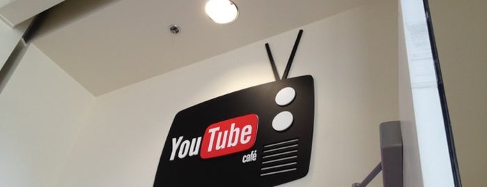 YouTube Café is one of Orte, die Alden gefallen.
