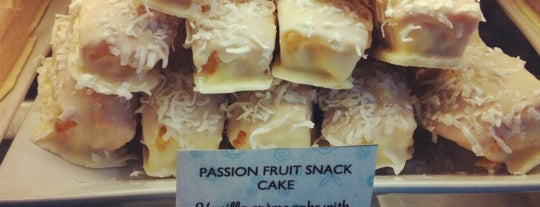 Empire Cake is one of Tempat yang Disukai Suz.