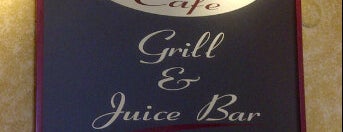 Fuel Cafe Hylan Blvd is one of Posti che sono piaciuti a Lizzie.
