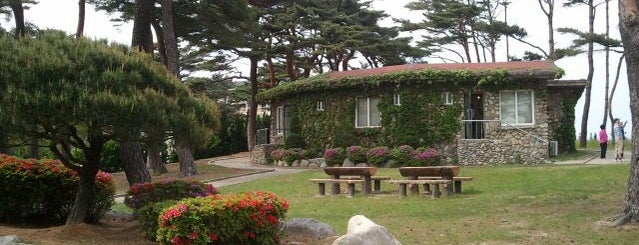 이기붕 별장 is one of Korean Early Modern Architectural Heritage.