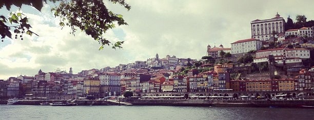 Baixa do Porto is one of Must-visit Nightlife Spots in Porto.