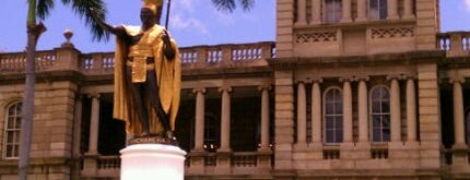 ‘Iolani Palace is one of My 'round the island tour.