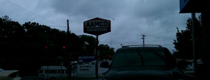 AAMCO Transmissions is one of Lieux qui ont plu à Chester.