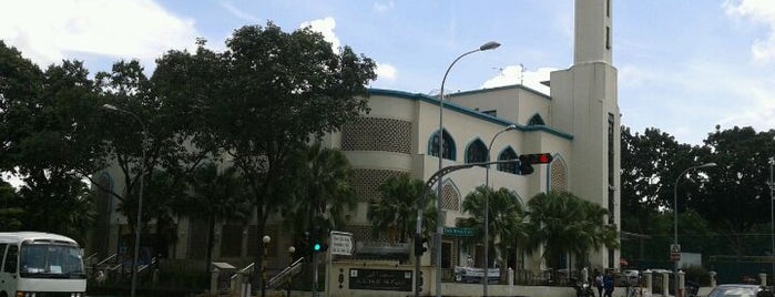 Al-Khair Mosque is one of Mosques in Singapore.