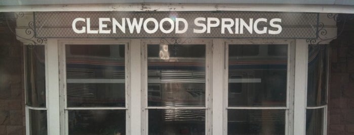 Glenwood Springs Amtrak (GSC) is one of Amtrak's California Zephyr.
