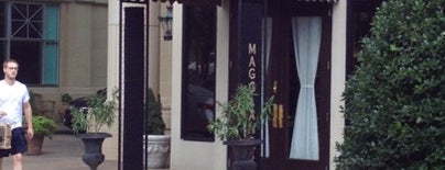 Maggiano's Little Italy is one of Places to try Cotswold/South Park.