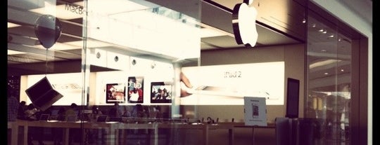 Apple Oriocenter is one of All Apple Stores in Europe.
