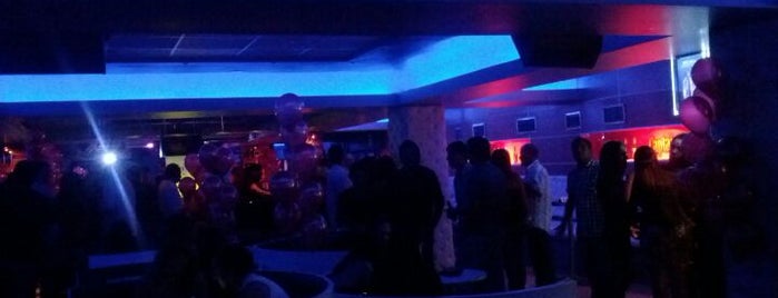 LIV Club Lima is one of 101 sitios que ver en Lima antes de morir.