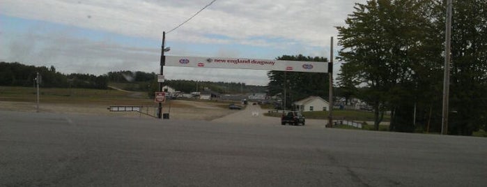 New England Dragway is one of Artiさんの保存済みスポット.