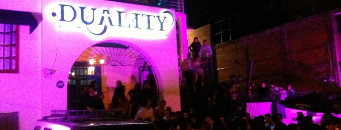 Duality Club - Restaurant & Club is one of Bares & Antros Gay Lesbicos.