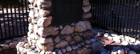 Buffalo Bill's Gravesite and Museum is one of Best places in CO.