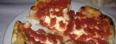 Pizano's Pizza & Pasta is one of Chicago Deep Dish Dozen.