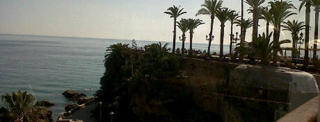Balcón de Europa is one of 101 cosas en la Costa del Sol antes de morir.