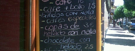 Coffee's House is one of Valladolid.