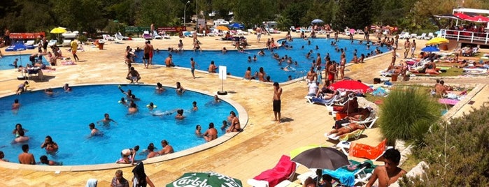 Camping Albufeira is one of Hostelling.