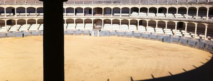 Plaza de Toros de Ronda is one of 101 cosas en la Costa del Sol antes de morir.