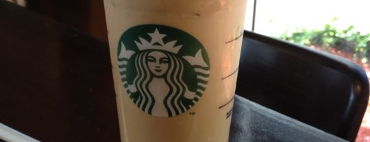Starbucks is one of Locais curtidos por Zachary.
