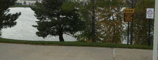 Lakeside Hills Lake/Pond is one of Must-visit Great Outdoors in Omaha.
