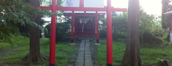 平安稲荷社 is one of Shinto shrine in Morioka.