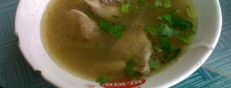Sop Ayam Pak Min (Ragil) ----> Jogja is one of mangan & wedangan.