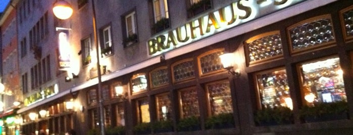 Brauhaus Sion is one of สถานที่ที่ Peter ถูกใจ.