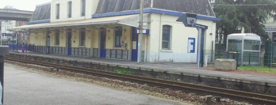 Gare SNCF de Hautmont is one of Gares de France.