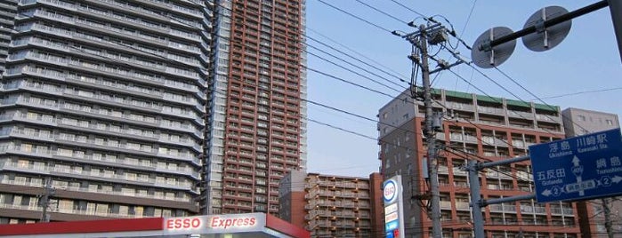 Ichinotsubo Intersection is one of 武蔵小杉再開発地区.