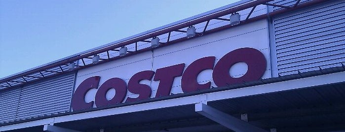 Costco is one of Curtさんのお気に入りスポット.