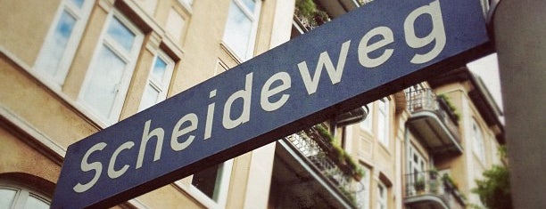 Scheideweg is one of Hamburg: Straßen (N-Z).