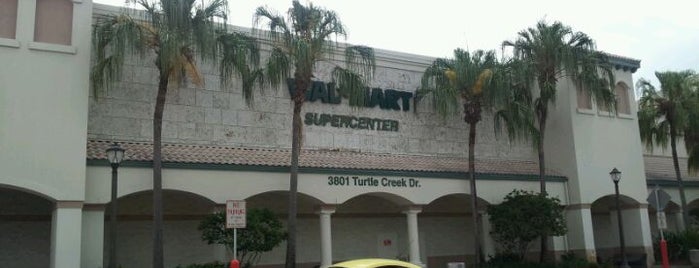 Walmart Supercenter is one of Lugares favoritos de Adolfo.