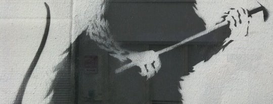 Banksy Mural: 'Glitter Glasses' Rat is one of Banksy does San Francisco.