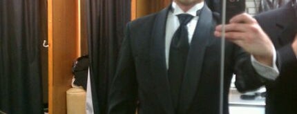 Monitor Formal Wear is one of Locais curtidos por Stephan.