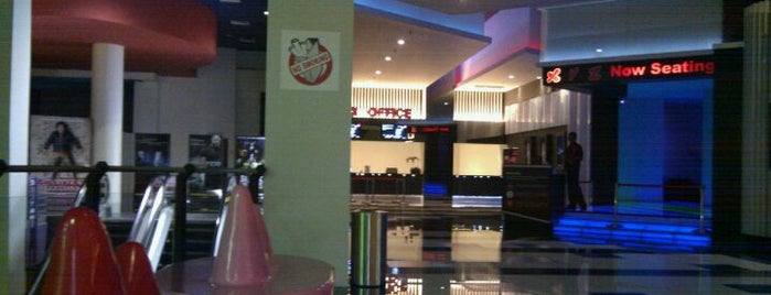 W Cinemax is one of Wajib Tayang (Cinemas in Malaysia).