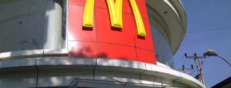 McDonald's / McCafé is one of Bandung Adventure.