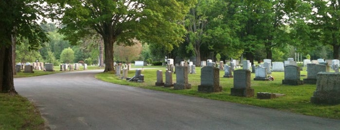 Pine Hill Cemetery is one of Old Historic Cemeteries.