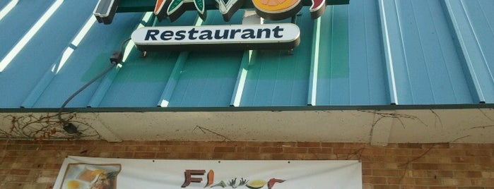 Flavor Restaurant is one of สถานที่ที่ SilverFox ถูกใจ.