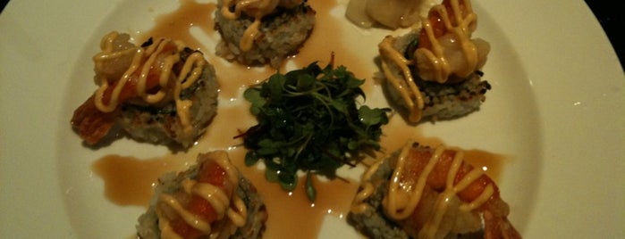 Sushi Sake is one of สถานที่ที่ Lizzie ถูกใจ.