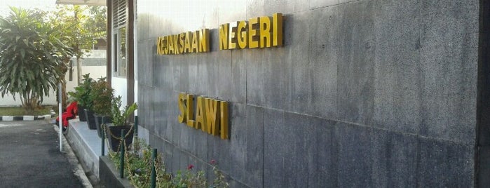 Kantor Kejaksaan Negeri Slawi is one of SLAWI.