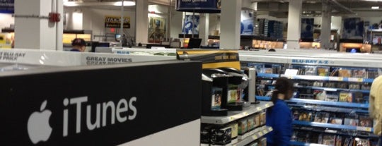 Best Buy is one of kashew’s Liked Places.