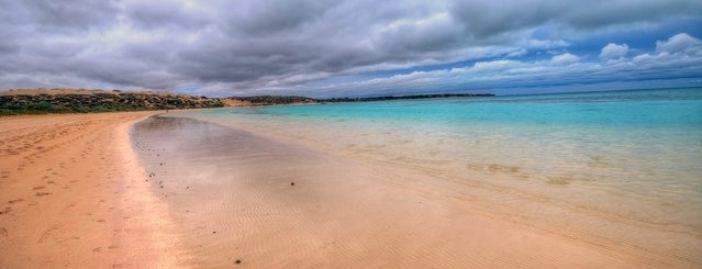 Coral Bay is one of Jas' favorite natural sites.